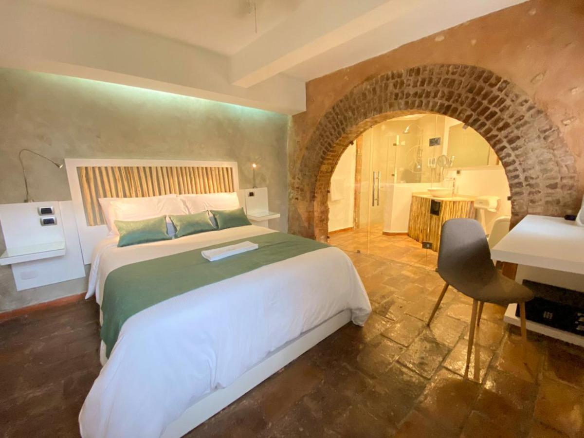 Mosquito Boutique Hotel Zona Colonial サントドミンゴ エクステリア 写真